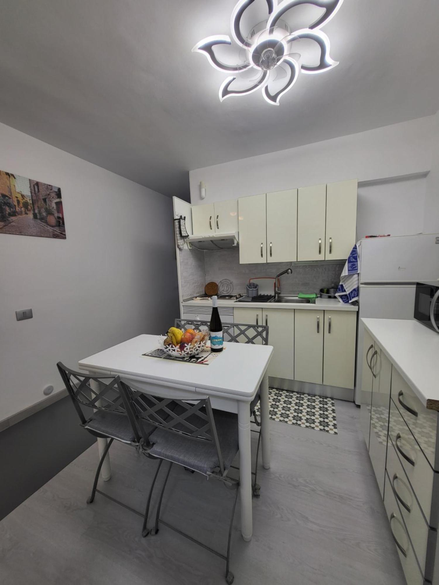 דירות קוסטה דל סילנסיו Casa Iry מראה חיצוני תמונה